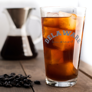 Delaware_Born_and_Raised_Pint_Glass_Pint_Glass_Iced_Coffee_Mockup.png